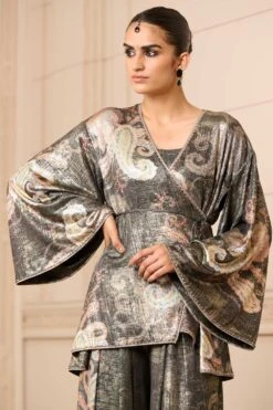 Tarun Tahiliani Black Printed Cape Set 6 Tarun Tahiliani Black Printed Cape Set -Inca Style Shop 10523ttd3 3