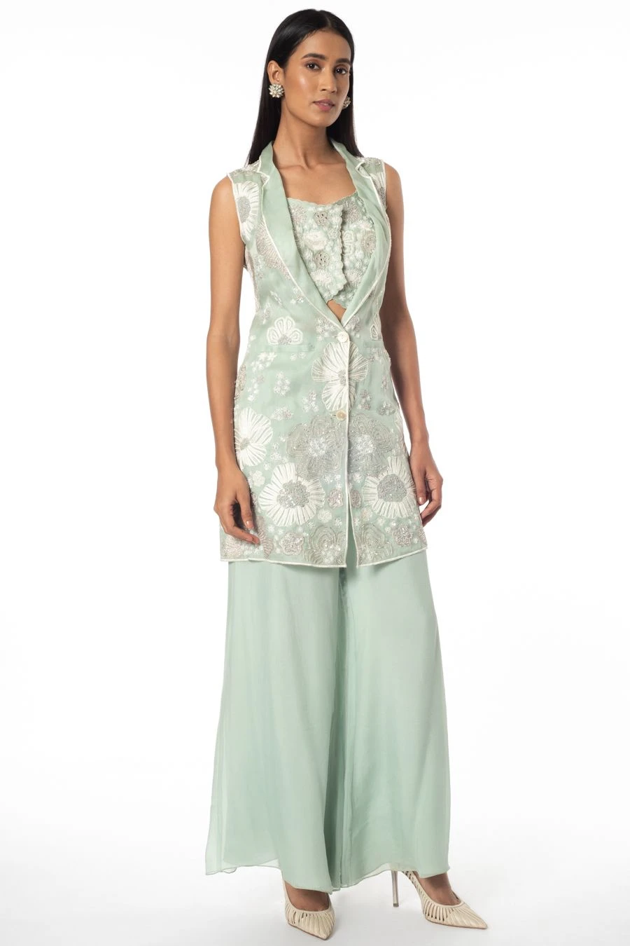 Mishru Green Floral Embroidered Cape Set 3 Mishru Green Floral Embroidered Cape Set - Image 3