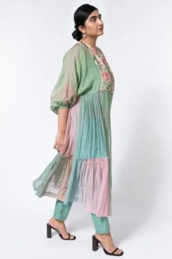 Half Full Curve Chanderi Patchwork Overlay 8 Half Full Curve Chanderi Patchwork Overlay -Inca Style Shop 153hfc17 3