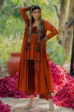 Pooja Keyur Mustard Aari Embroidered Overlay 7 Pooja Keyur Mustard Aari Embroidered Overlay -Inca Style Shop 2701pk03 3