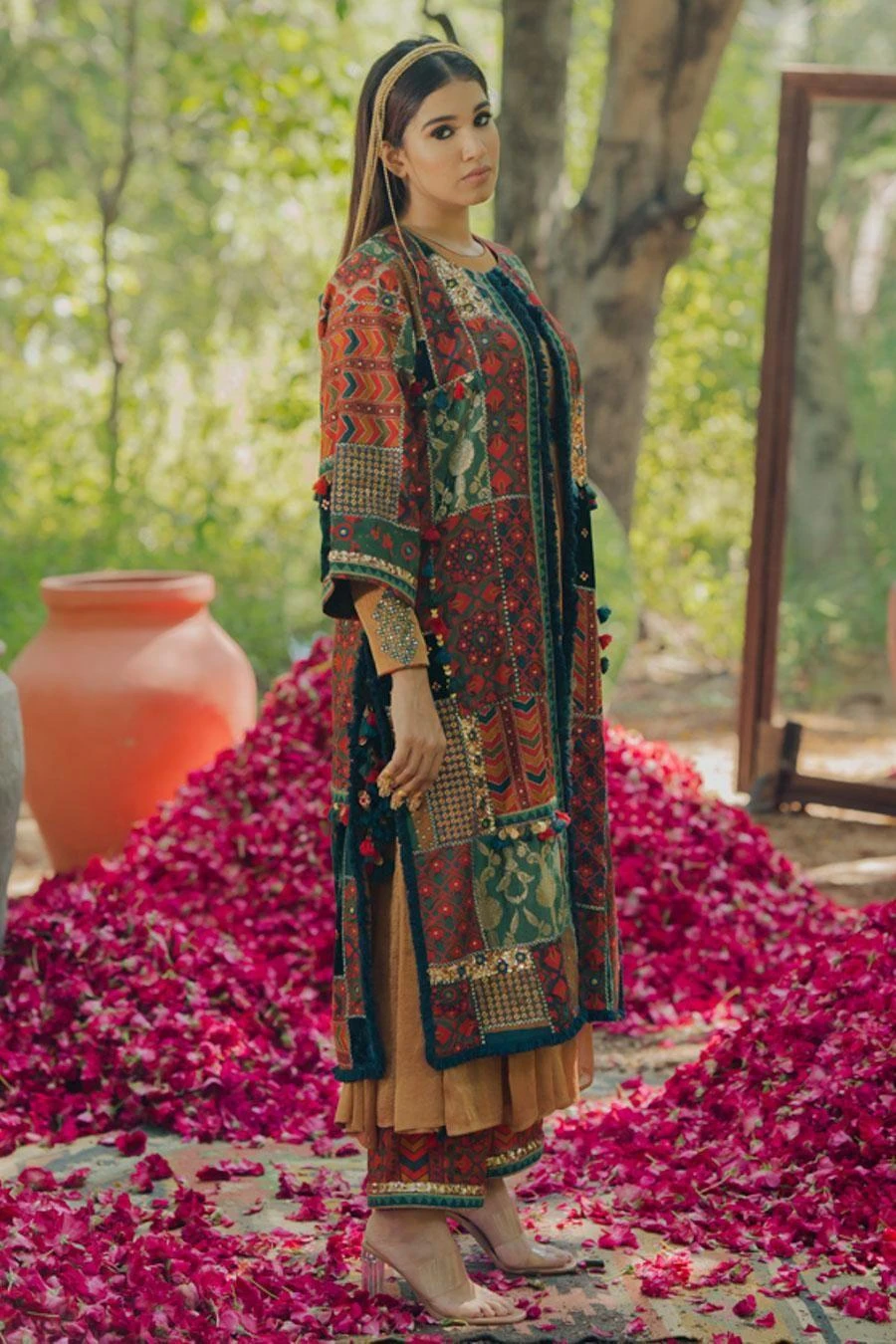 Pooja Keyur Green Meraki Patchwork Jacket 3 Pooja Keyur Green Meraki Patchwork Jacket - Image 3