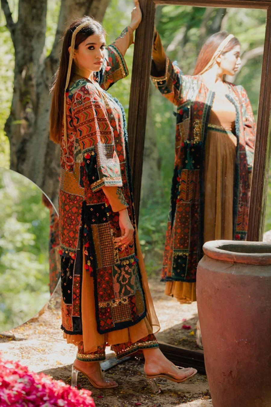 Pooja Keyur Green Meraki Patchwork Jacket 5 Pooja Keyur Green Meraki Patchwork Jacket - Image 5